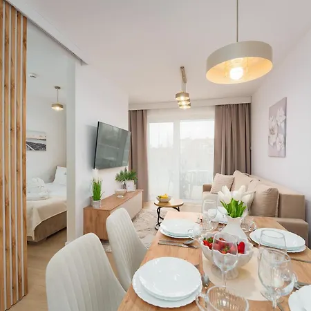 Polanki Aqua 3-pokojowy Baseny, Wellness I Blisko Morza Apartment *